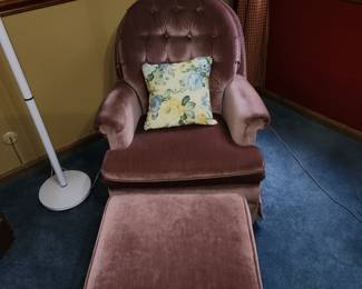 Swivel chair and ottoman