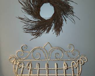 Metal wall hanging