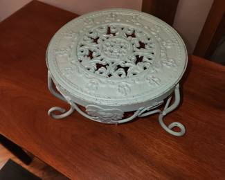 Cast iron plant stand