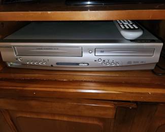 Sylvania video recorder and dvd/cd player