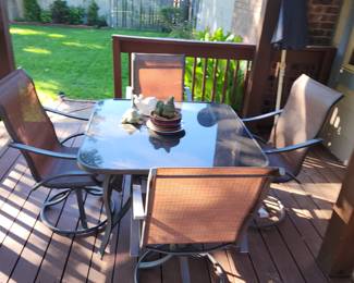 Patio table set, it also has an umbrella