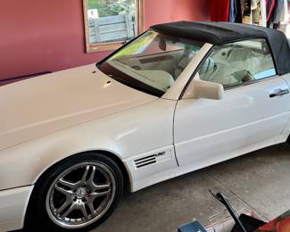 1994 SL600 V12 once owned by NFL player Wayne Martin. Soft and hard top included 