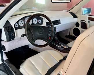 1994 SL600 V12 once owned by NFL player Wayne Martin