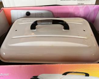 Large roaster and buffet server