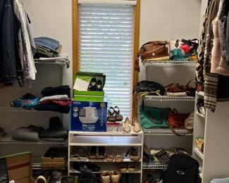 Womens clothing, shoes & purses 