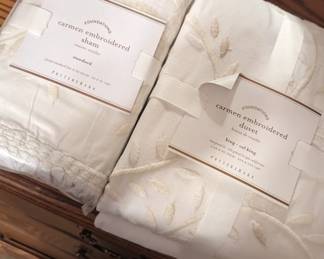 Pottery barn bedding