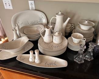 Iroquois china "Vision" by Ben Seibel, 56 pcs.