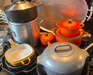 Yes, that is a Magnalite pot with lid, Le Creuset