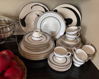 Wedgwood "Colonnade" bone china made in England, Ann Mallory  for America Ware sumo charger  "Black Sweep" , set of 2 