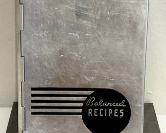 1933 Pillsbury Tin case Spiral bound recipe BOOK