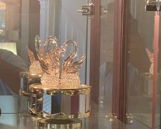 Hand Blown Glass Swans on Mirrored Stand