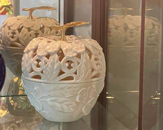 Lenox Potpourri/Votive Apple Box