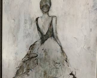 Don’t turn your back from elegant style..