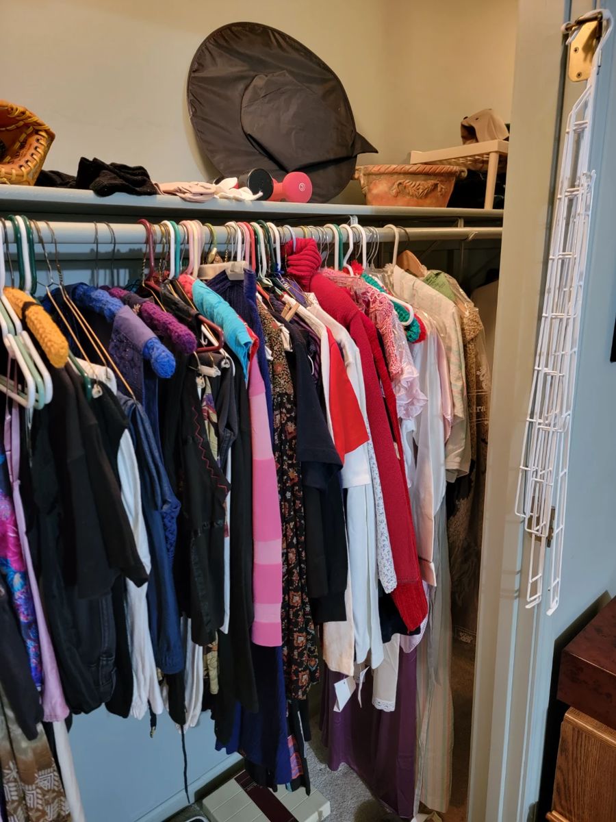 Memory Lane Estate Sale Overland Park,... starts on 10/6/2023