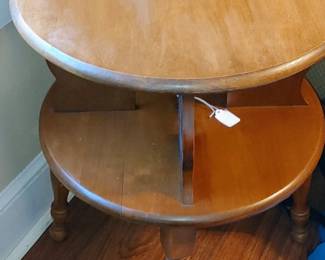 Vintage Baumritter Heirloom Nutmeg Maple 24” Drum End Table Ethan Allen 