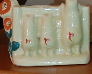 Vintage SHAWNEE POTTERY Pigs on Fence PLANTER w/ Sunflowers 4"H x 6"L
Red pig tails Rare
