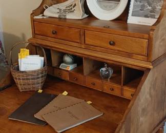 Beautiful vintage drop leaf secretary perfect for laptop and homework. Lots of drawers & cubby hole's