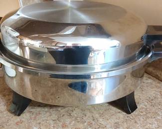 WEST BEND Society Liquid Oil Core Waterless Cookware Electric Skillet Frying Pan