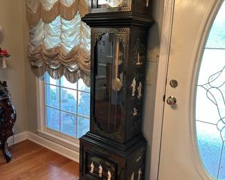  BEAUTIUJ MOTHER OF PEARL  CLOCK