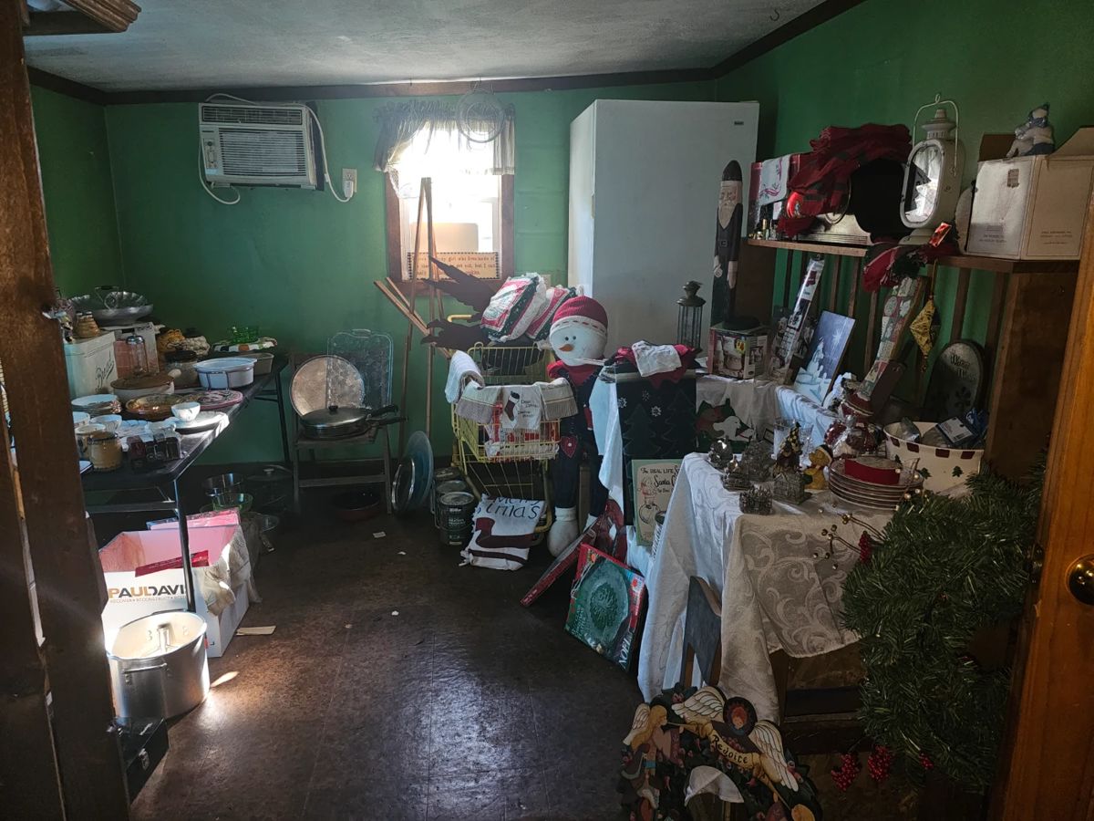 Jim Shore and a whole lot more in Lavalette, WV starts on 10/6/2023