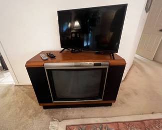 Sony Console 32 inch TV
