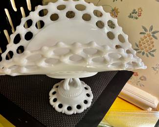 Westmoreland Milk Glass Doric Lace Banana Stand