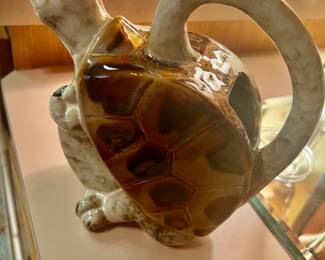 Turtle Pitcher