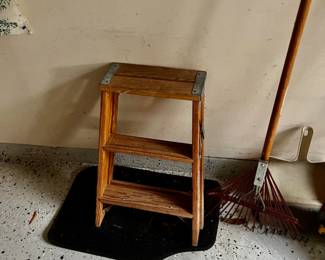 Small Wood Step Ladder