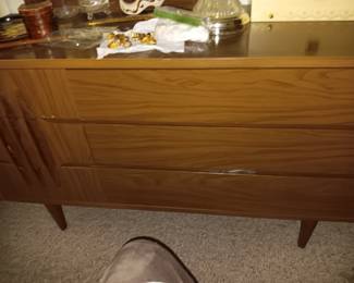 SAME DRESSER