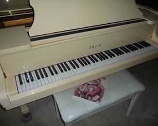 Grand Piano