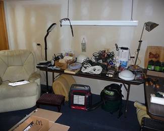 Electronics & Recliner