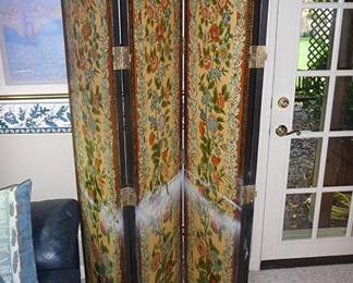 Decorative Room Divider