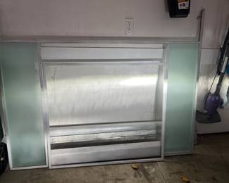 Fireplace glass mantel