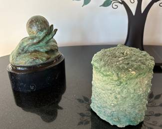 Mara Dominioni Bronze Sculpture on Marble Hallmark Family Tree Ornament Display Stand