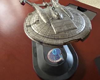 Star Trek Enterprise Hallmark Keepsake 