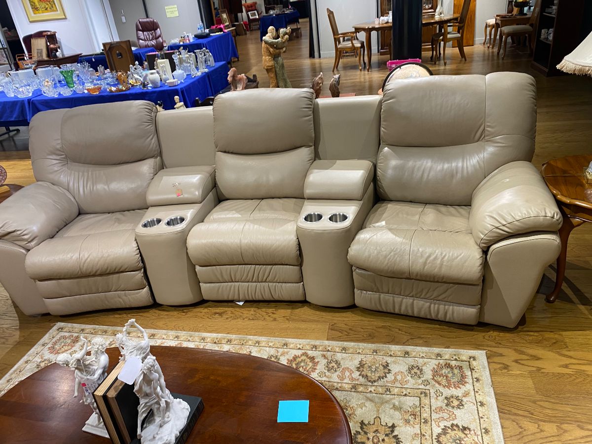 Hathaway Estate Sales Sanford starts on 10/7/2023