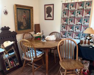 Drop leaf table, 4 chairs (l leaf)