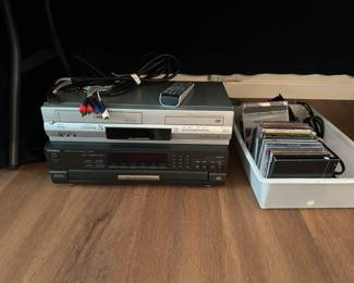Technics 5 Disc Changer SL-PD9, Toshiba DVD/VCR SD-V394