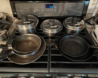 Amway Queen Cookware, Lodge Cast Iron Skillet