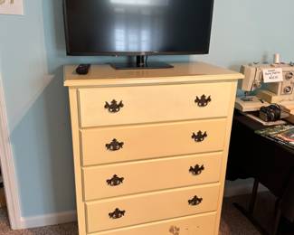 JVC Flat Screen LT32DE74