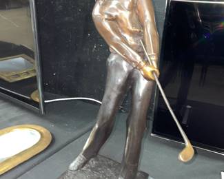 Bronze Golfer