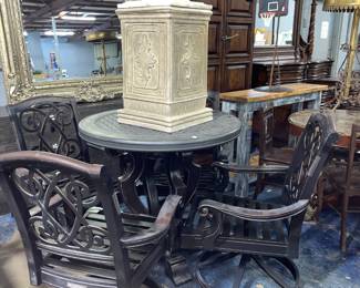 Tommy Bahama Patio Set and Decor Orlando Auction