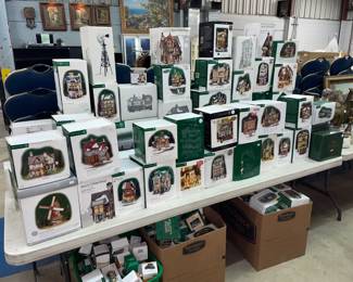 Dept56 Villages and Accessories Orlando Auction