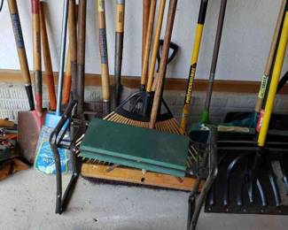 Yard Tools 
