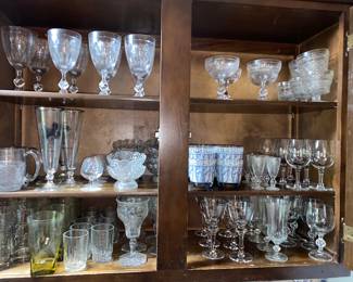 Assorted glassware sets