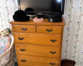 5 drawer tall boy dresser