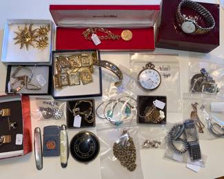 Assorted jewelry and pocket watches 