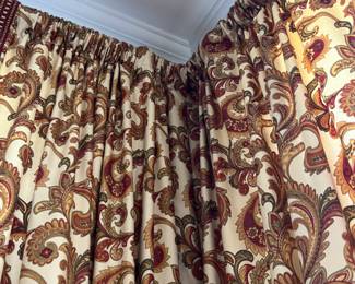 Custom 6 Panels, 2 Swags and Wooden Rods and Finials $300