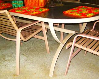 OVAL PATIO TABLE AND CHAIRS