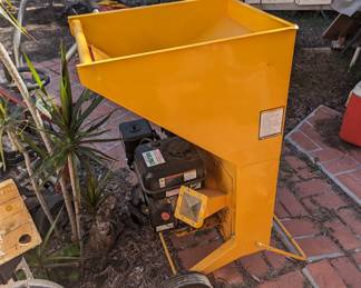 Chipper shredder 